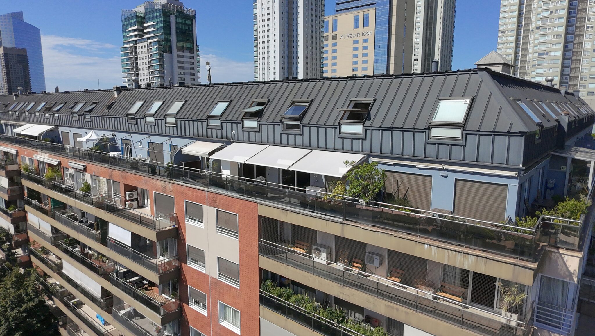 Toldo Luxor en Puerto Madero